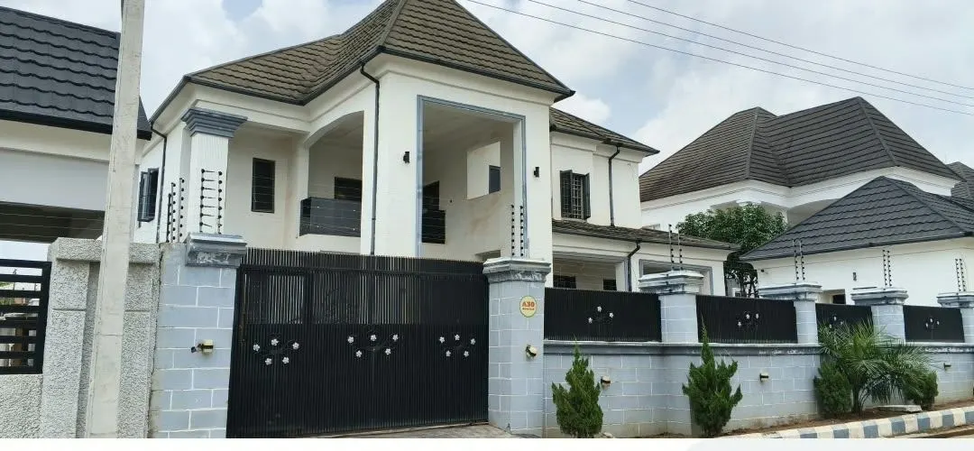 4 Bedroom Fully Detached Duplex with BQ and Swimming Pool in Faplins Estate, Galadimawa, Abuja