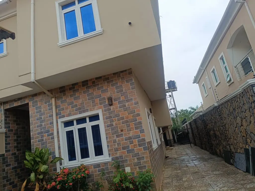 4 Bedroom Semi-Detached Duplex with BQ in Dakwo-Lokogoma District, Abuja
